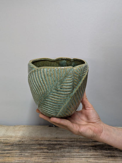 Portavaso in Ceramica con Motivo a Foglie Tropicali 12 cm