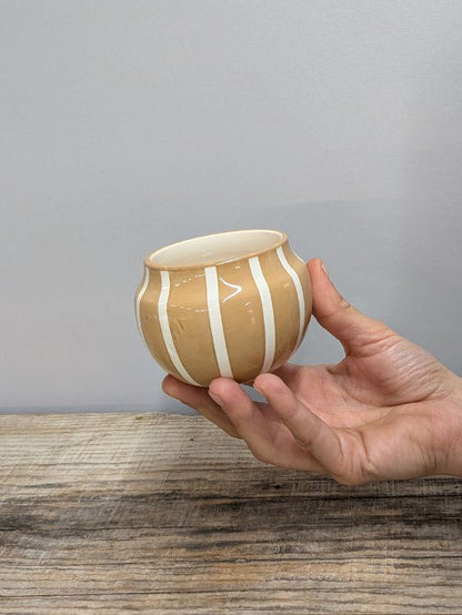 Portavaso in Ceramica Sferica a Righe 6 cm
