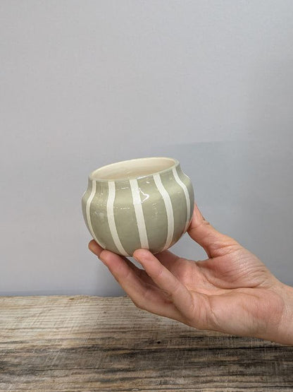 Portavaso in Ceramica Sferica a Righe 6 cm