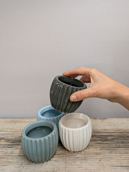 Portavaso in Ceramica a Calice Costolato 6 cm